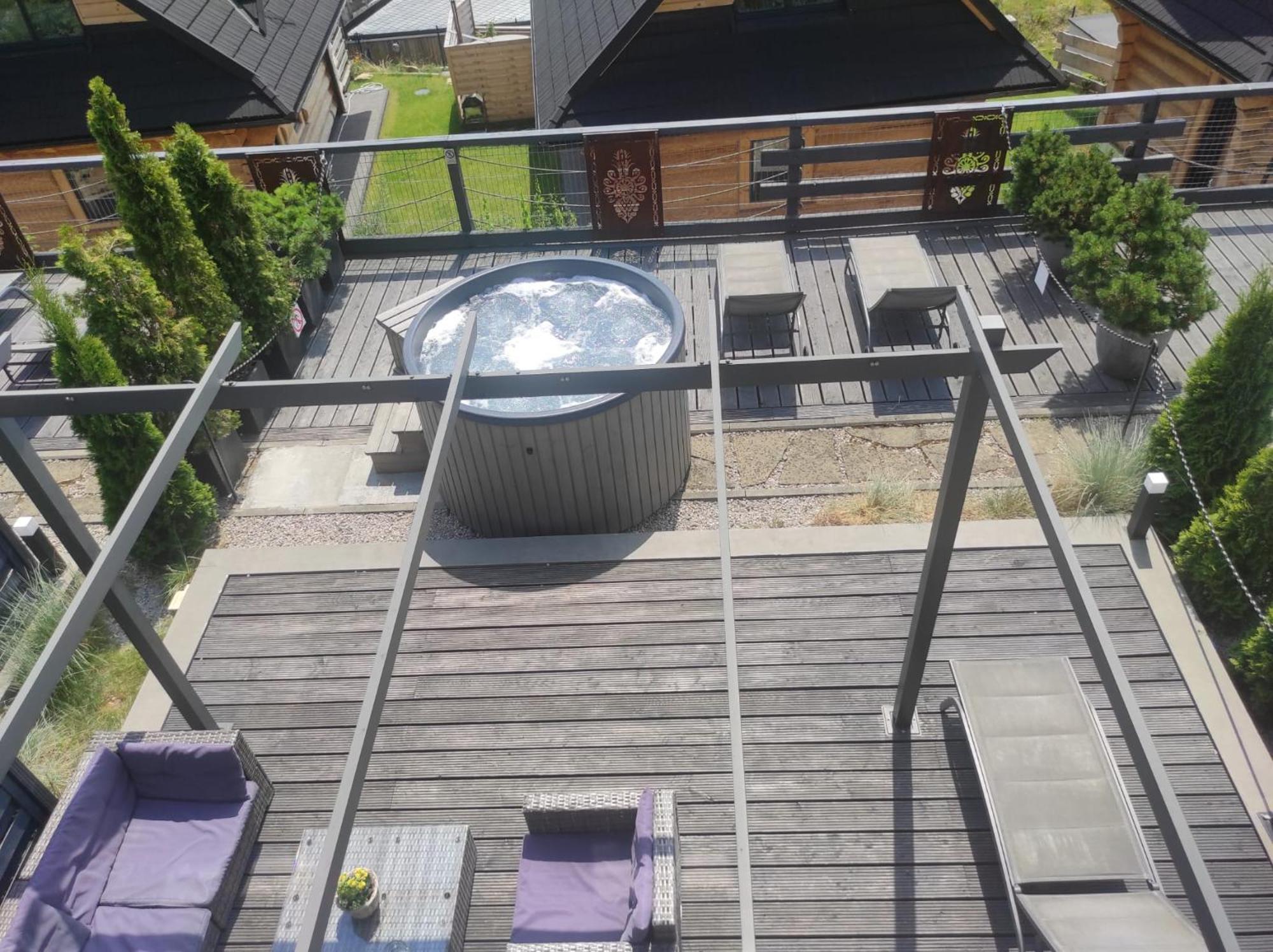 Sloneczny Chelm - Apartamenty W Gorach, Prywatna Sauna Jacuzzi Balia W Cenie, Spa, Grill, Stok Narciarski Myslenice, Sciezki Rowerowe, Rzeka Raba, Widok Na Tatry Exterior photo